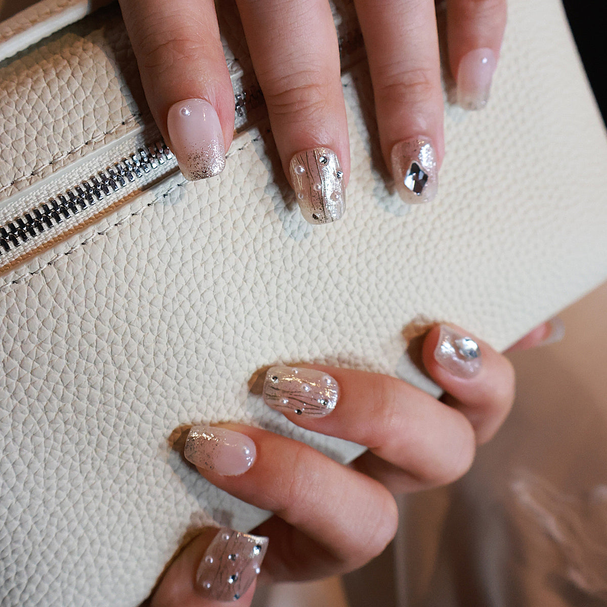 Pearl Drape — Reusable Short Press-On Nails
