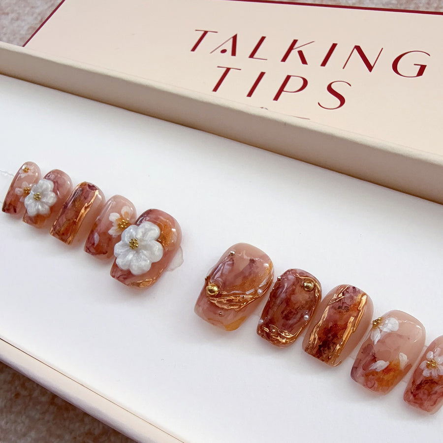 Caramel Camellia — Reusable Short Press-On Nails