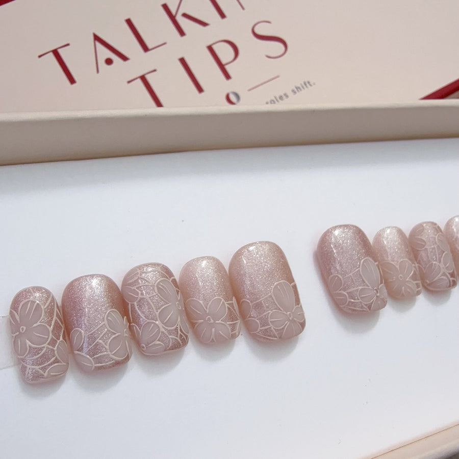 Lace Veil — Reusable Short Press-On Nails