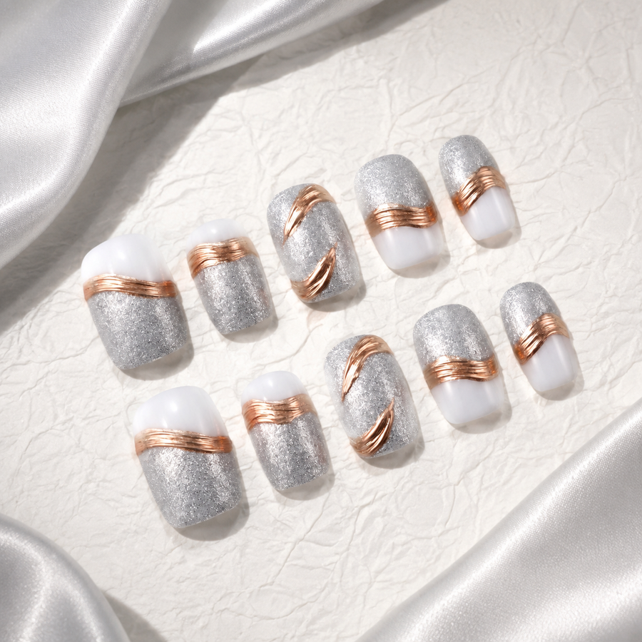 Gilded Waves — Reusable Short Press-On Nails