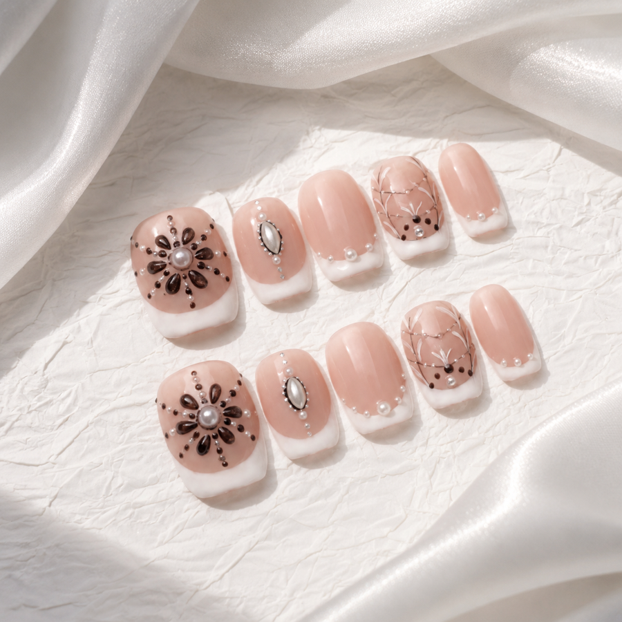 Soft Agenda— Reusable Short Press-On Nails